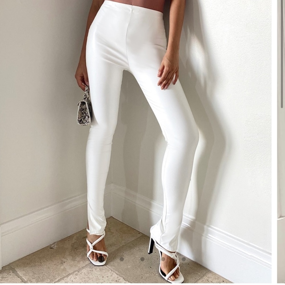 WHITE LEATHER PANTS